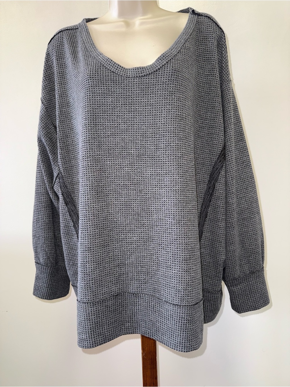 Andree By Unit (2X) Dark Grey Waffle Knit Long Sleeve Top